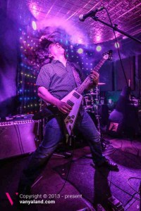 BR @ Waking Windows 5.7.17 photo by Ben Stas for Vanyaland